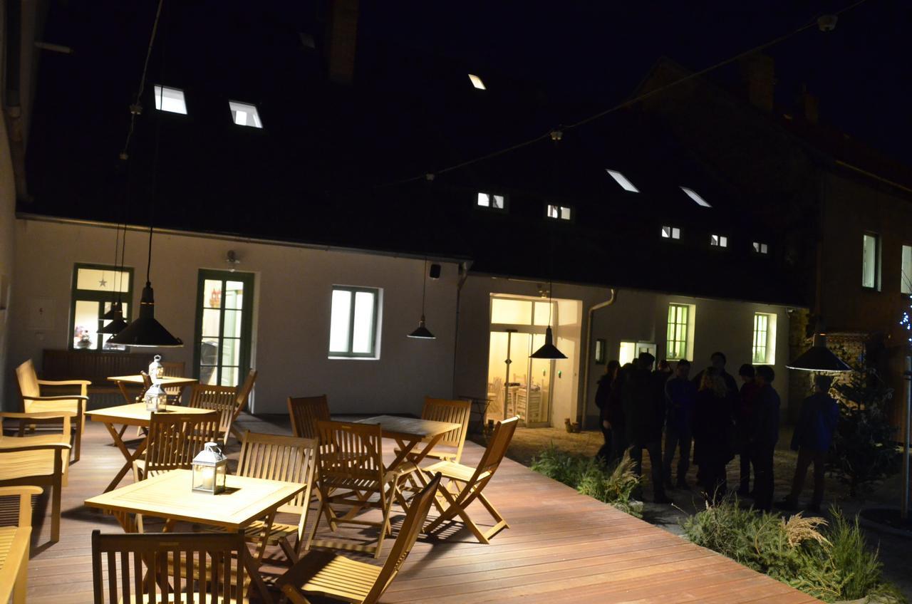 卡普利采Kap Cafe住宿加早餐旅馆 外观 照片